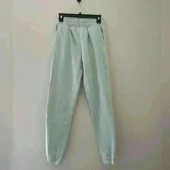 Chelsea Peers Lounge cuffed sweatpants in khaki and hoodie - Picture 11 of 14